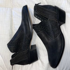 Vince Camuto VC prasata booties